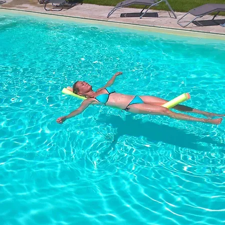 Le Moulin De Douzy Panzió Saint-Christophe (Charente)